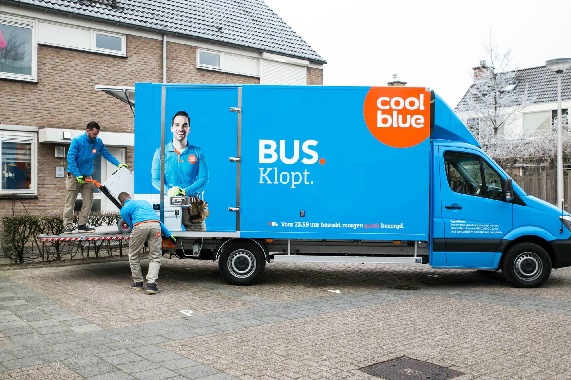 Coolblue bus